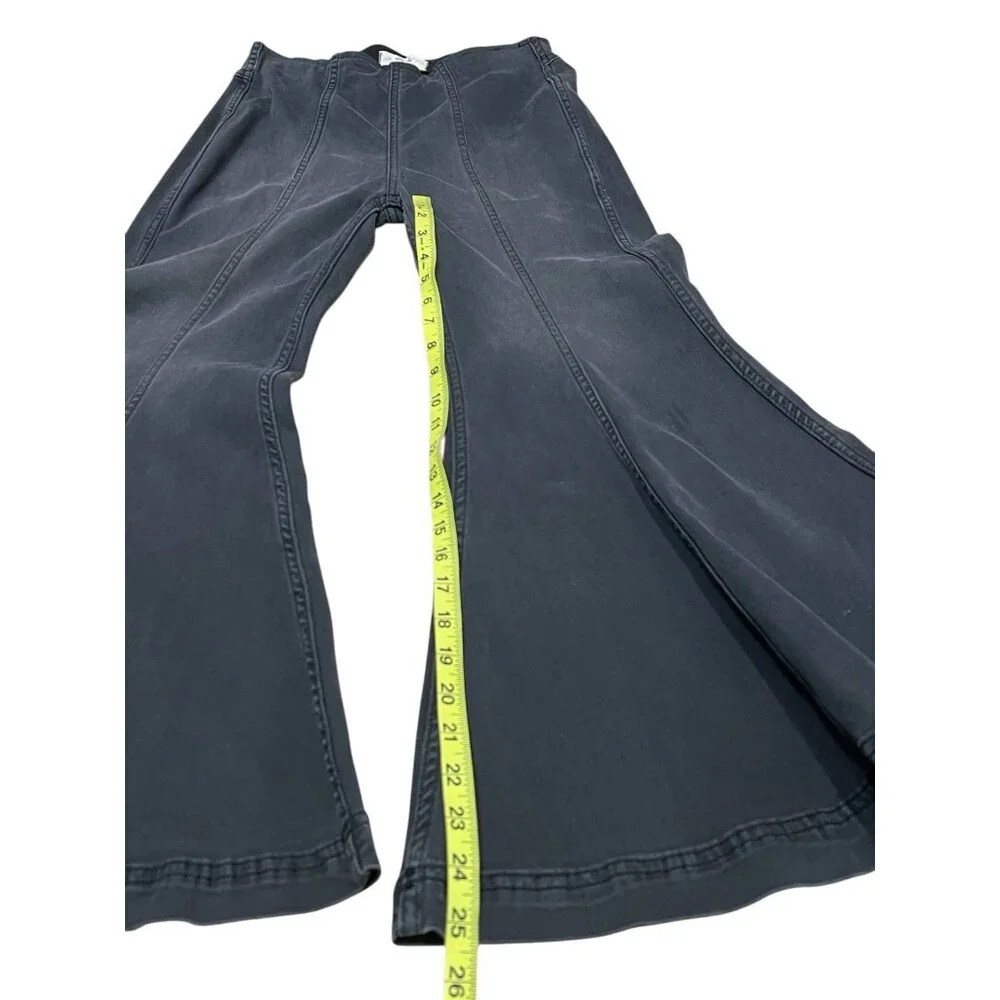 FREE PEOPLE Pants Women 26 Rinse Black Gray Flare Bell Bottom Faded Jean Pull On - Picture 7 of 10